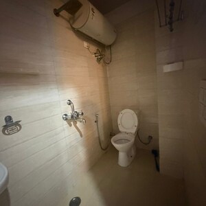 Bathroom in 3 BHK Apartment at Luxury Villa, Vijay Vihar – for Rent