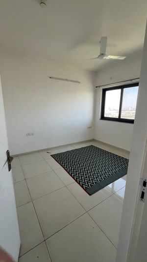 Bedroom in 2 BHK Apartment at Majestique Towers, Kharadi – for Rent