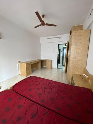 Bedroom in 1 RK Apartment at Accurate Neelkamal, Vile Parle East – for Rent