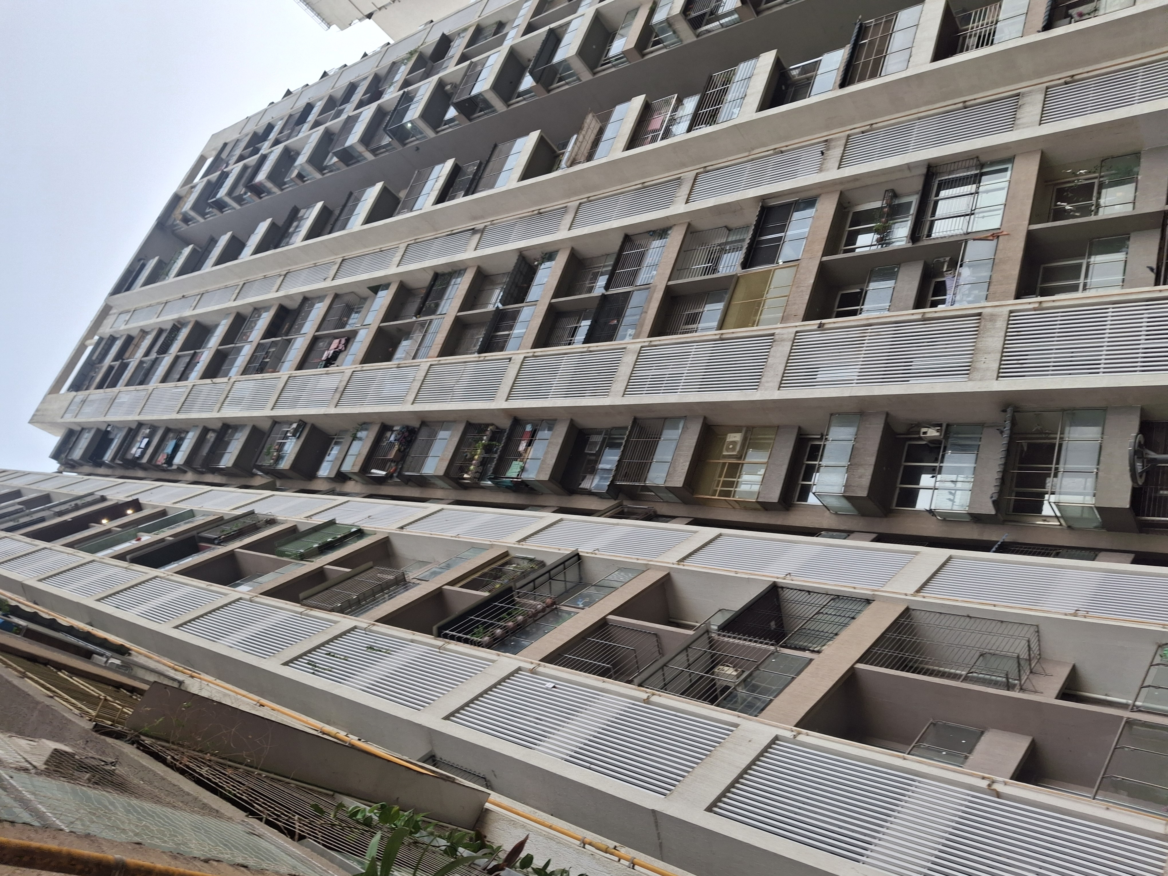 2 BHK Apartment For Rent in Bhairaav Goldcrest Residency