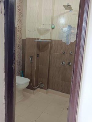 Bathroom in 1 BHK Builder Floor at Lajpat Nagar 4 – for Rent