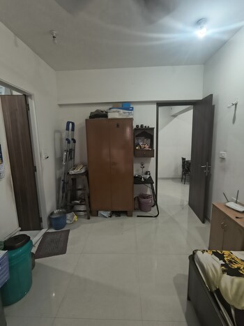2 BHK Flat for Rent in Sion East, Mumbai