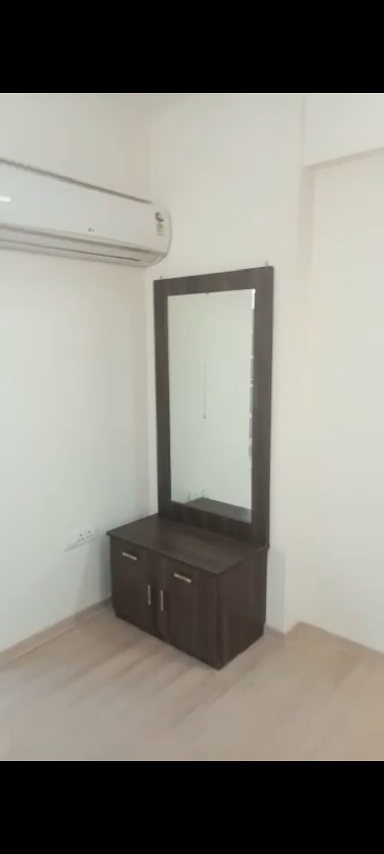 undefined, dlf-regal-gardens 3 Bedroom 1750 Sq.Ft. Apartment In Sector 90 Gurgaon 10274135