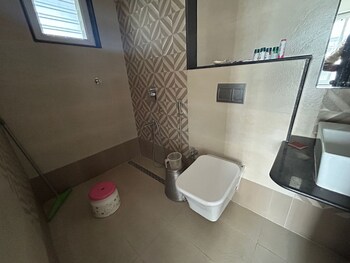 Kotibhaskar Mahati Residency
