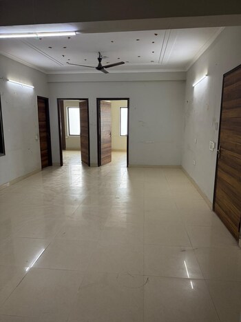 6+ BHK House for Sale in Sector 52, Noida