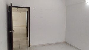 Room in 3 BHK Apartment at Navrangpura – for Rent