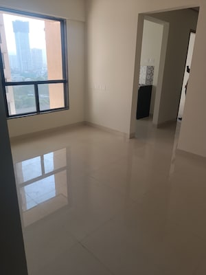 2 BHK Apartment For Sale in Girnar Tower Parel, Parel