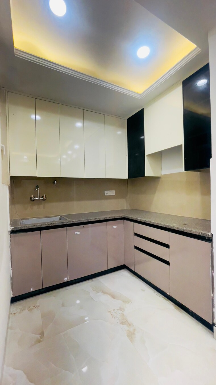 Kitchen, kanhai 3 Bedroom 1600 Sq.Ft. Builder Floor In Kanhai Gurgaon 10282467
