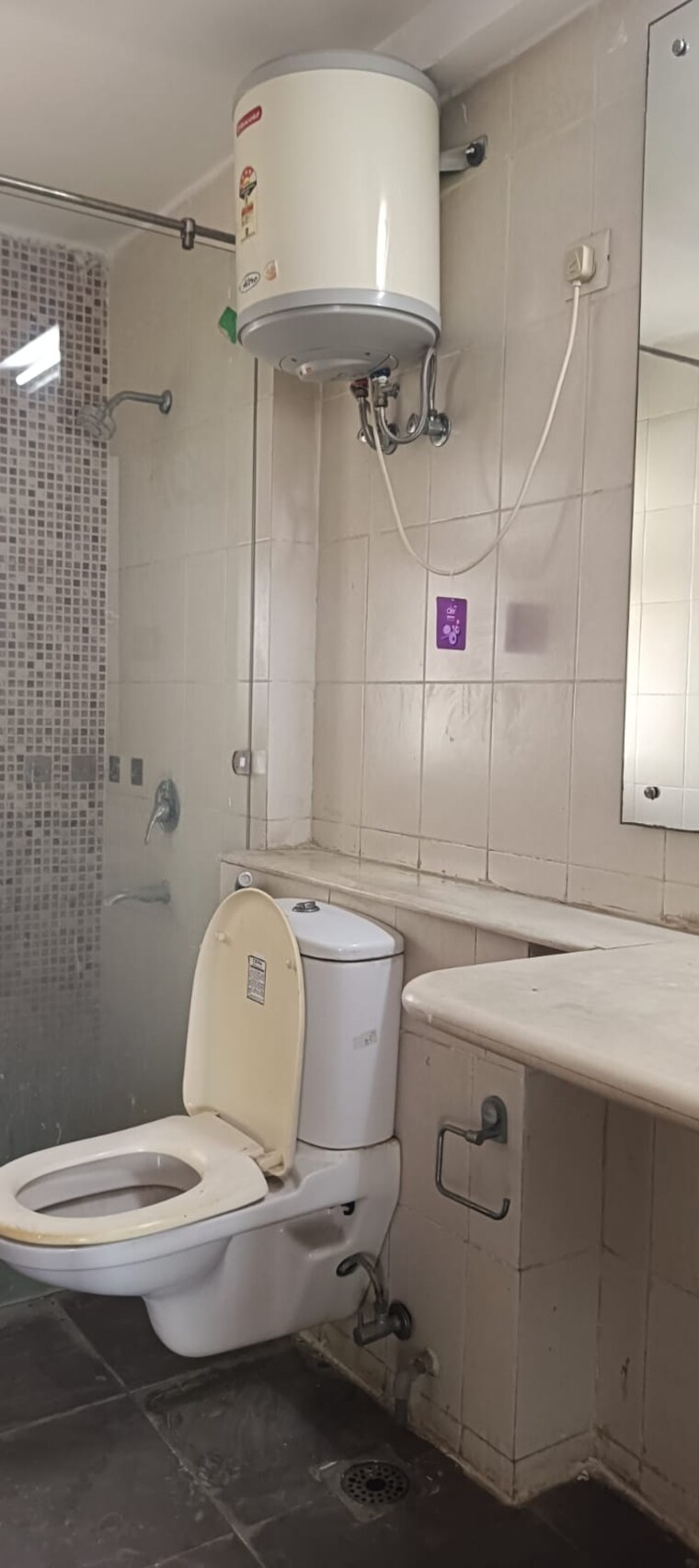 Bathroom, bestech-park-view-city-2 3 Bedroom 1859 Sq.Ft. Apartment In Sector 49 Gurgaon 10284990