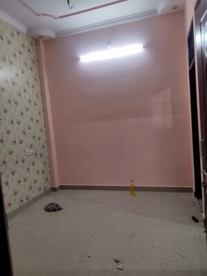 Room in 2 BHK Villa at Anee Shakti Apartment, Chinhat – for Rent
