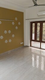 5 BHK + Pooja Room,Servant Room,Study Room,Extra Room 400 Sq.Yd. Villa in Anand Niketan