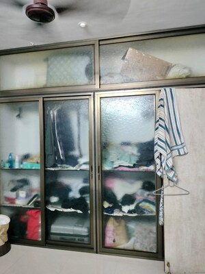 Furnished Amenities in 1 BHK Apartment at Kesar Ridhi Sidhi, Andheri East – for Rent