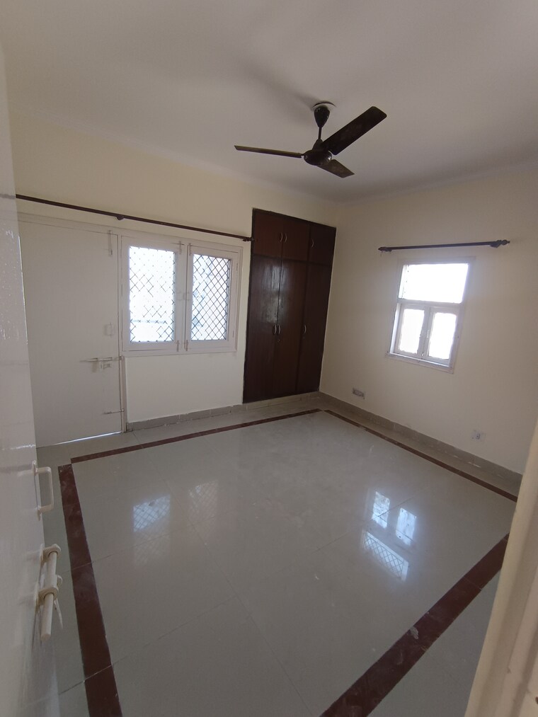 Room, madhur-jivan-apartment 3 Bedroom 2000 Sq.Ft. Apartment In Sector 56 Gurgaon 10285048