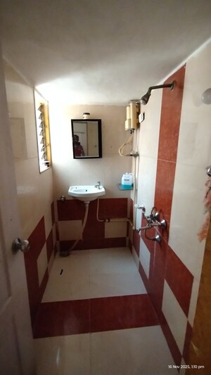 Team Area in 2 BHK Apartment at Charkop - Sector 8 – for Rent