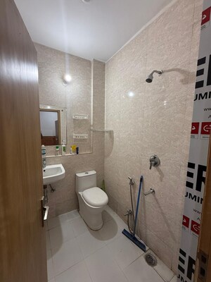 Bathroom in 2 BHK Builder Floor at Ameya One, Sector 42 – for Rent