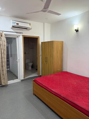 Bedroom in 2 BHK Builder Floor at Ameya One, Sector 42 – for Rent