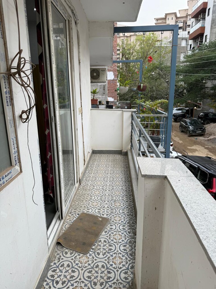 Balcony, ameya-one 2 Bedroom 950 Sq.Ft. Builder Floor In Sector 42 Gurgaon 10285051
