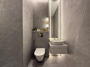 Bathroom in 3 BHK Apartment at Runwal 7 Mahalaxmi, Mahalaxmi – for Sale