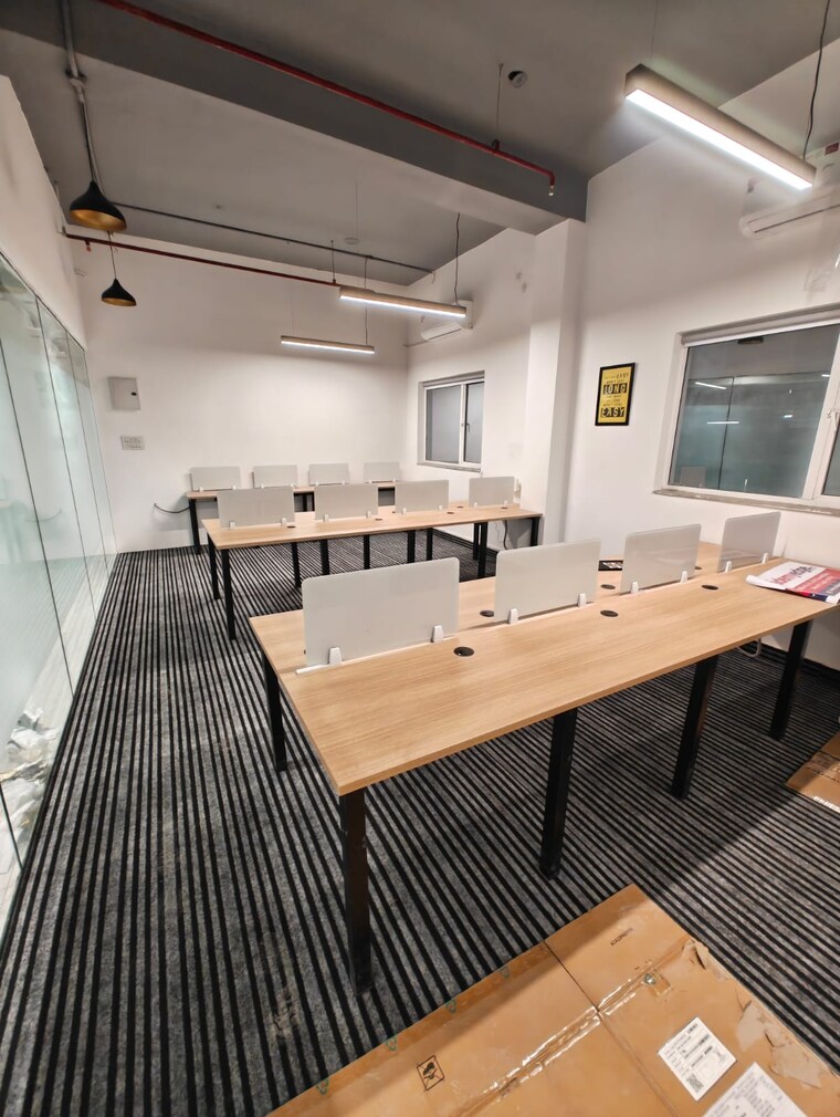 Team Area, sector 63 Commercial Office Space 1000 Sq.Ft. In Sector 63 Noida 10285089