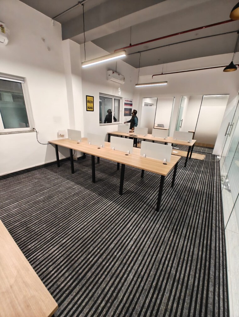 Team Area, sector 63 Commercial Office Space 1000 Sq.Ft. In Sector 63 Noida 10285089