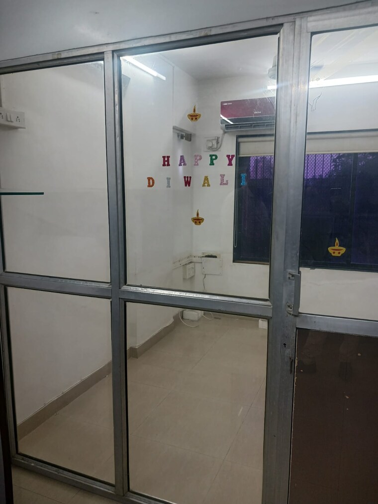 Bathroom, runwal-greens Commercial Office Space 400 Sq.Ft. In Mulund West Mumbai 10285070