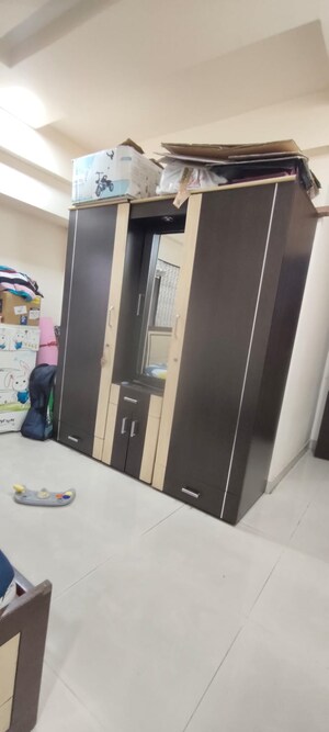 Furnished Amenities in 2 BHK Apartment at Wakad – for Rent