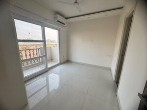 3 BHK Apartment For Rent in GHB Splande, Patiala Road