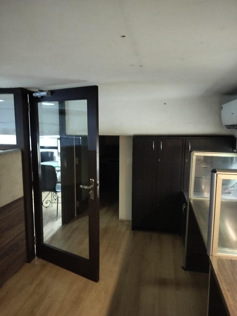 Living Room, golden-chambers Commercial Office Space 2500 Sq.Ft. In Andheri West Mumbai 10285058