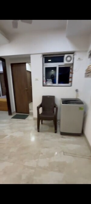 2 BHK Apartment For Rent in Sai Siddhant D N Nagar Krishna CHS LTD, Andheri West