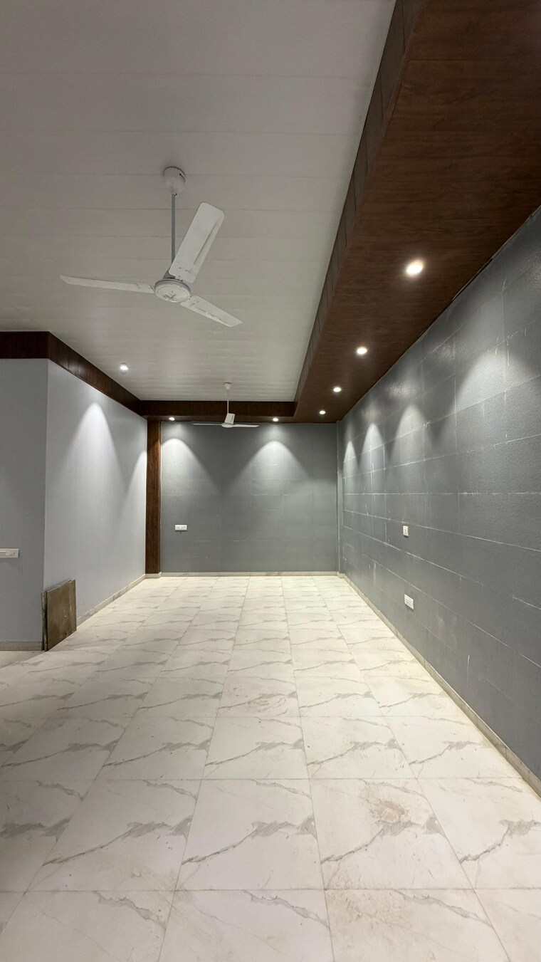 Kitchen, okhla Commercial Office Space 6000 Sq.Ft. In Okhla Delhi 10285102