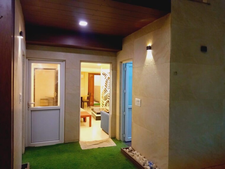 undefined, dlf-city-phase-iv 6 Bedroom 450 Sq.Yd. Builder Floor In Dlf Phase iv Gurgaon 10285122