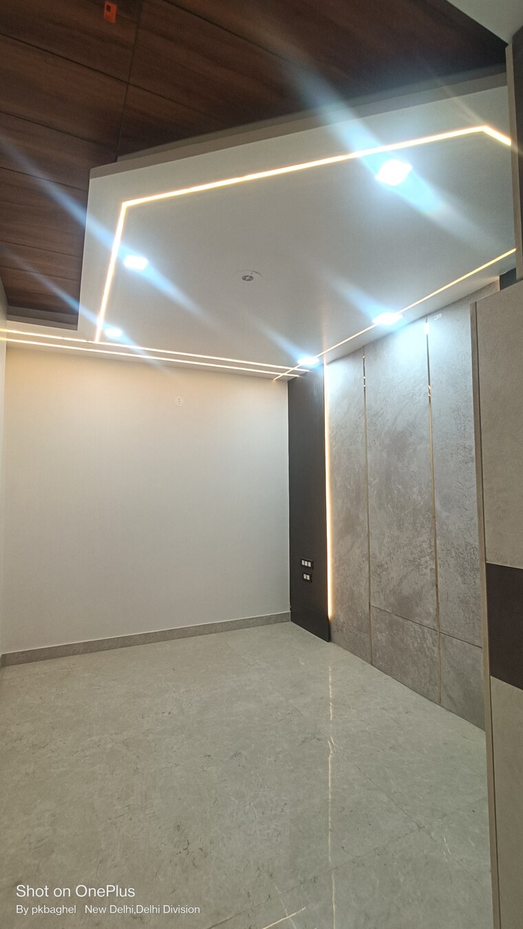 Room, bharthal 3 Bedroom 1000 Sq.Ft. Builder Floor In Bharthal Delhi 10285120