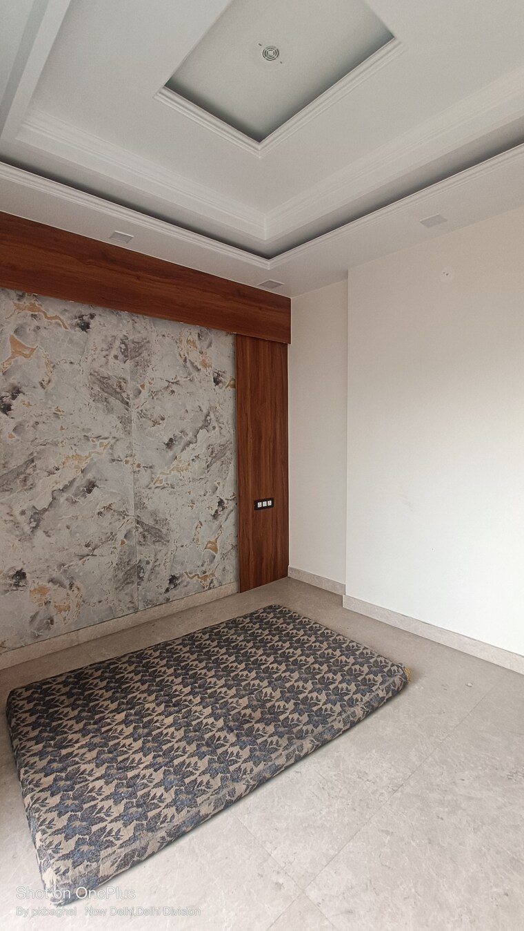 Room, bharthal 3 Bedroom 1000 Sq.Ft. Builder Floor In Bharthal Delhi 10285120