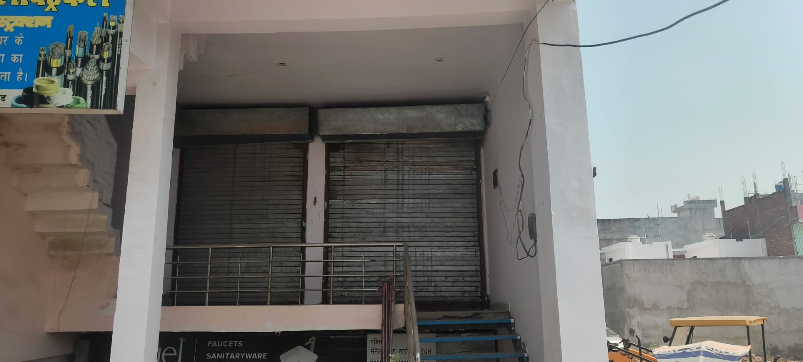 Showroom For Rent in Khushboo Complex
