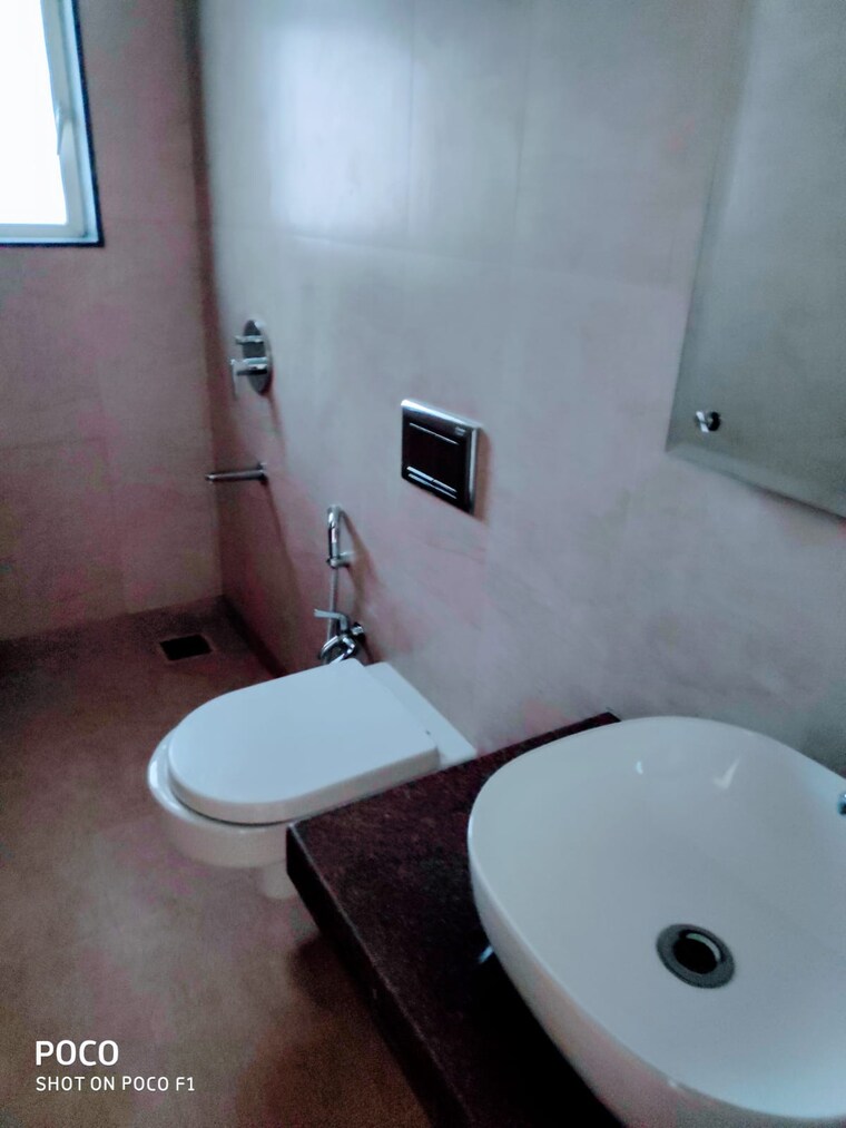 Bathroom, godrej-prime 3 Bedroom 1100 Sq.Ft. Apartment In Chembur Mumbai 10285185