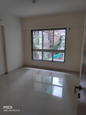 Room in 3 BHK Apartment at Godrej Prime, Chembur – for Rent