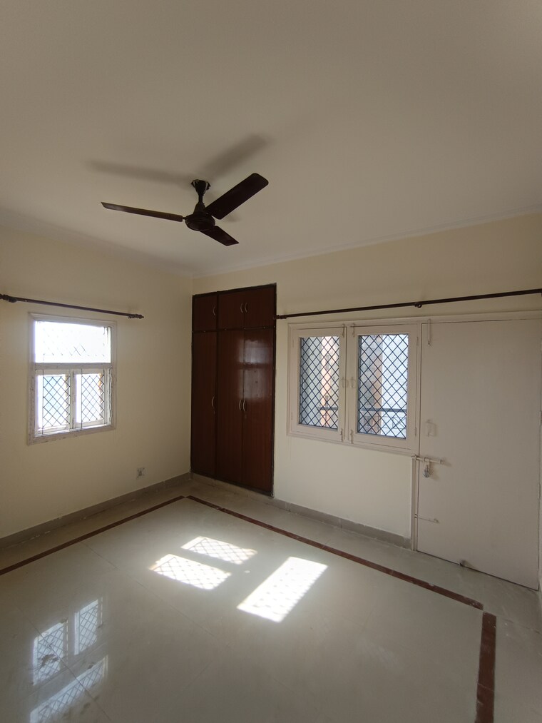 Room, madhur-jivan-apartment 3 Bedroom 2000 Sq.Ft. Apartment In Sector 56 Gurgaon 10285188