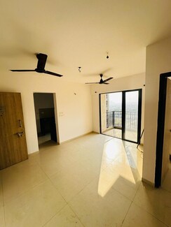 2 BHK Apartment For Rent in Lodha Palava Downtown Dombivli East