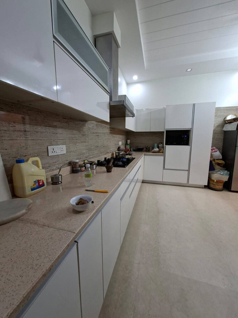 Kitchen, amrapali-heartbeat-city 3.5 Bedroom 2115 Sq.Ft. Apartment In Sector 107 Noida 10285200