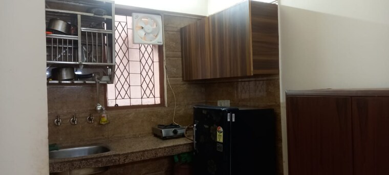 Kitchen, krishna market 1 RK 50 Sq.Yd. Builder Floor In Krishna Market Delhi 10285190