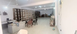 Parking in  Showroom at Khushboo Complex, Fazullaganj – for Rent