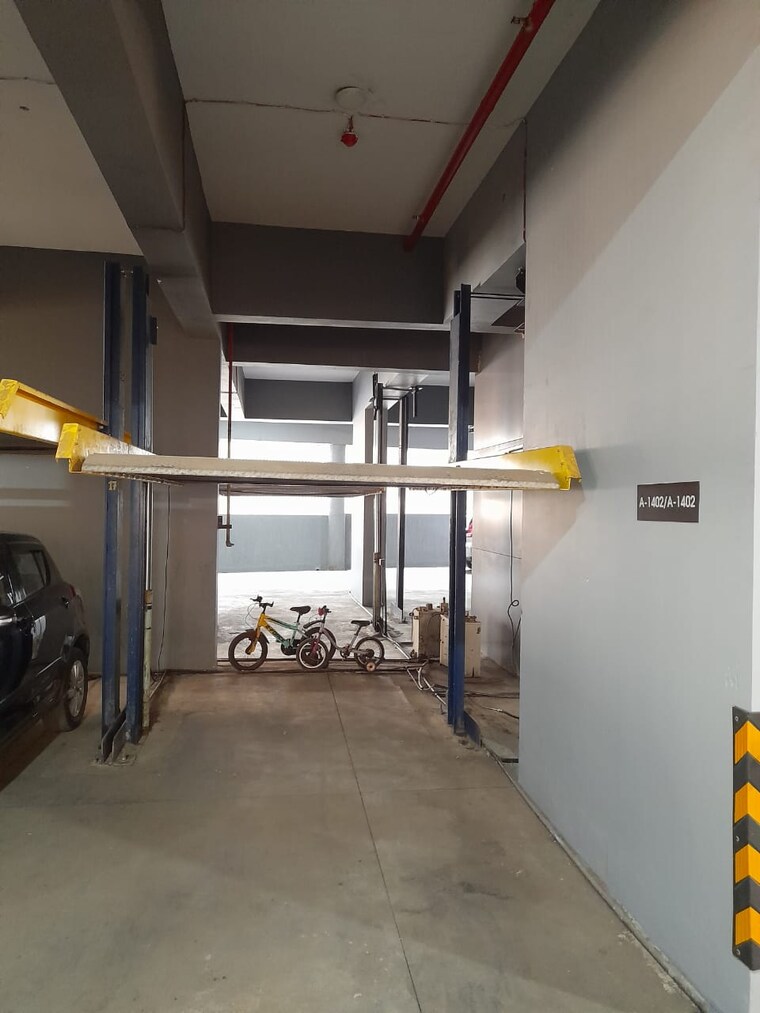 Gym, juhu 1 Bedroom 320 Sq.Ft. Apartment In Juhu Mumbai 10285196