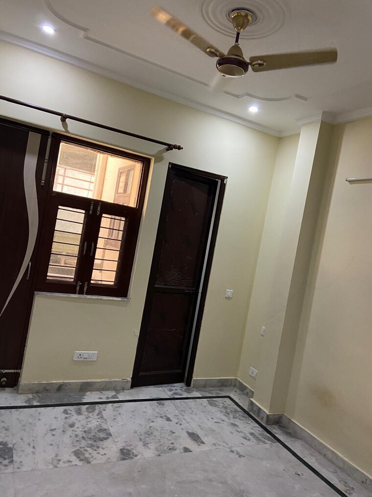 undefined, sector 45 3 Bedroom 204 Sq.Yd. Builder Floor In Sector 45 Gurgaon 10285226