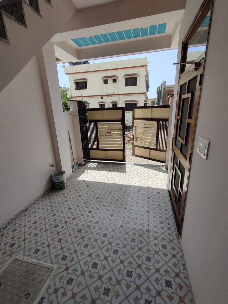  Parking, haridwar bypass 3 Bedroom 72 Sq.Yd. Independent House In Haridwar Bypass Dehradun 10285255