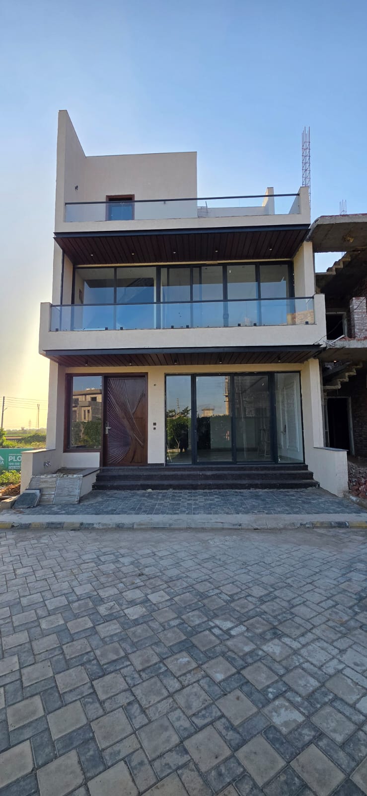 5 BHK + Study Room Independent House For Sale in Motiaz Guildford Square