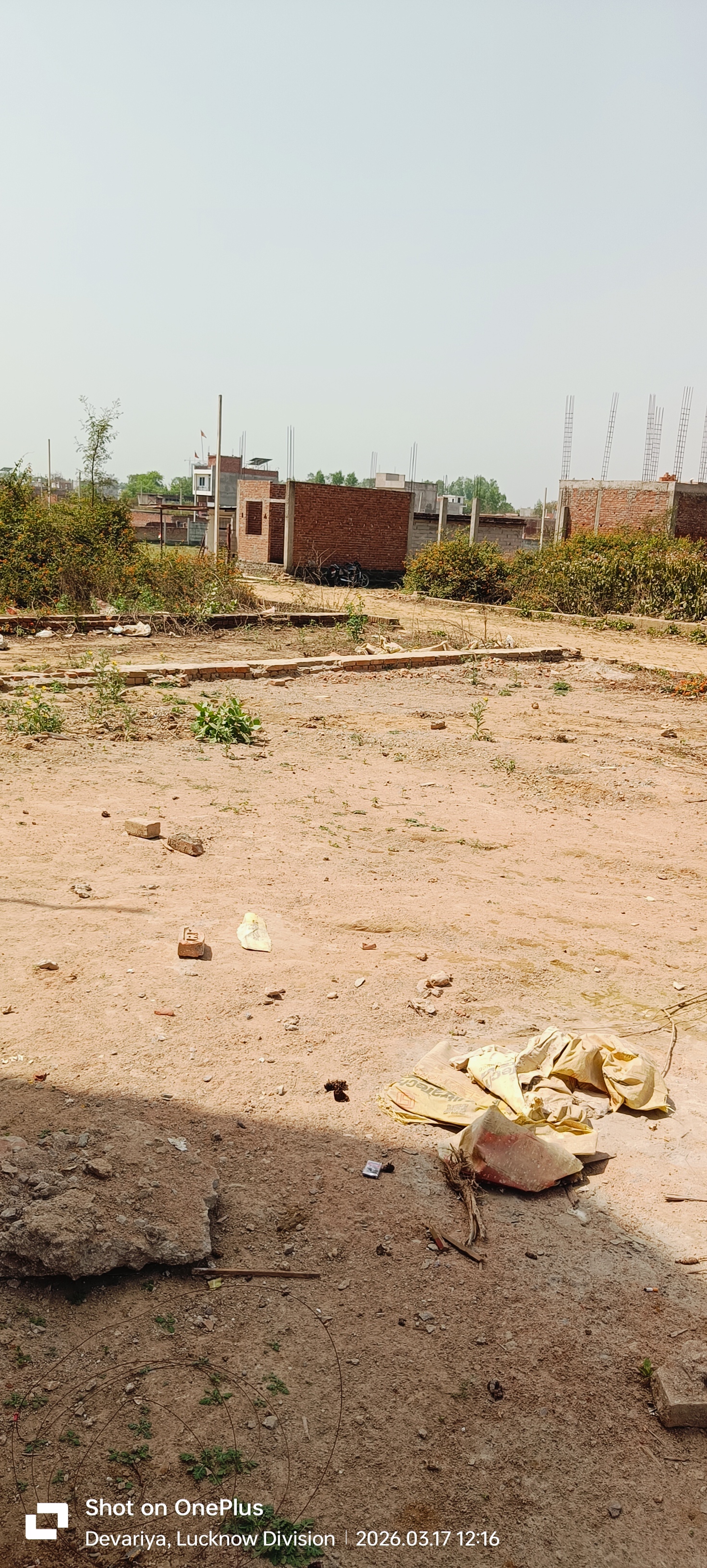 Plot For Sale in Chinhat