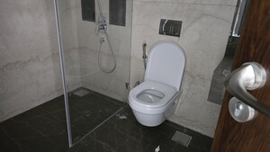 Bathroom in 3 BHK Apartment at Lokhandwala Minerva Mahalaxmi, Mahalaxmi – for Rent