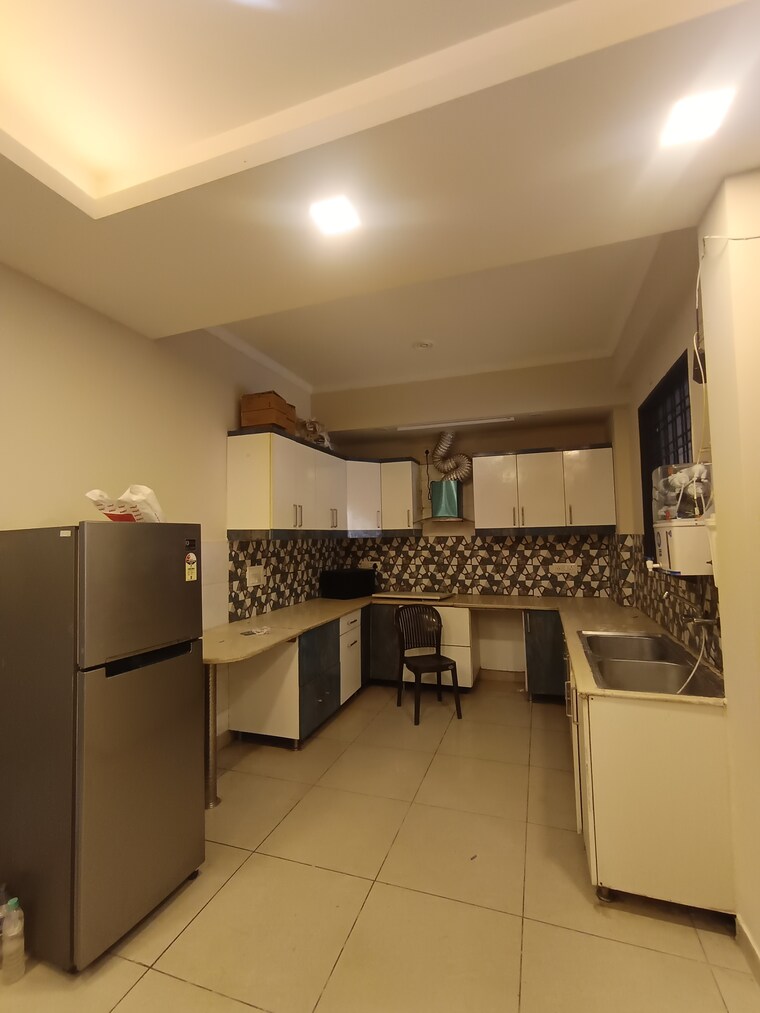 Kitchen, sushant lok iii 3 Bedroom 1750 Sq.Ft. Builder Floor In Sushant Lok Iii Gurgaon 10297290