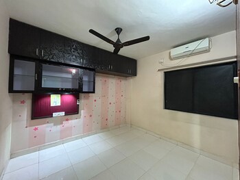 2 BHK Flat for Rent in Dhanori, Pune