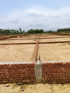 Plot For Sale in Gosainganj
